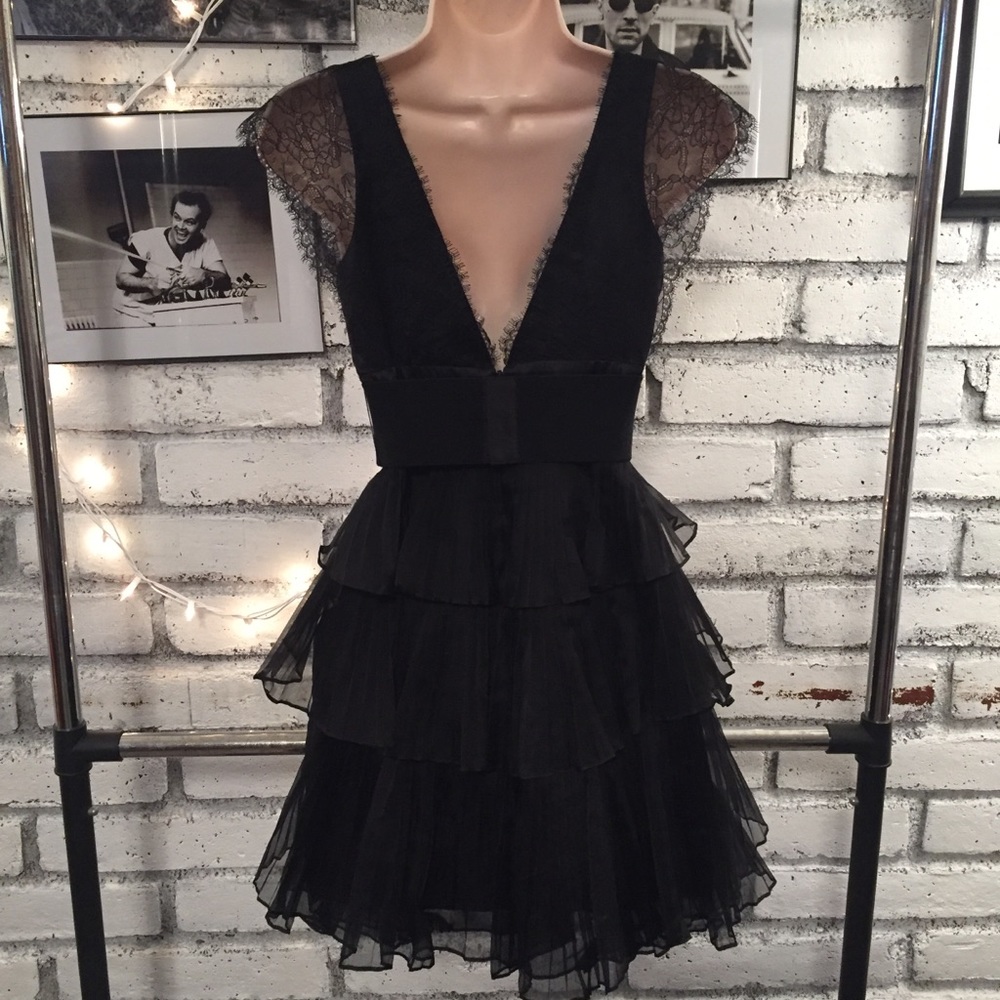 BCBGMaxAzria Black Tiered Lace Fit-and-Flare Cocktail Dress - Picture 5 of 8